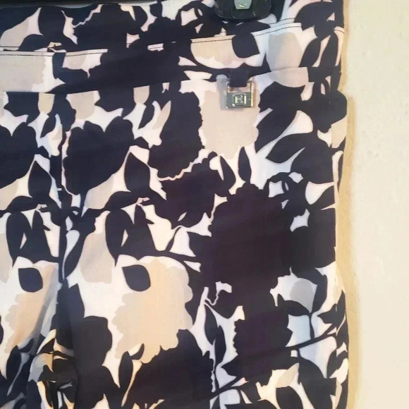 Rafaella Blue Print Cropped Pants - Picture 4 of 7